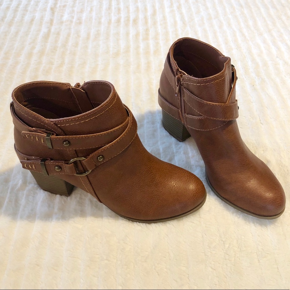 Indigo Rd. Ankle Boots - Picture 2 of 5